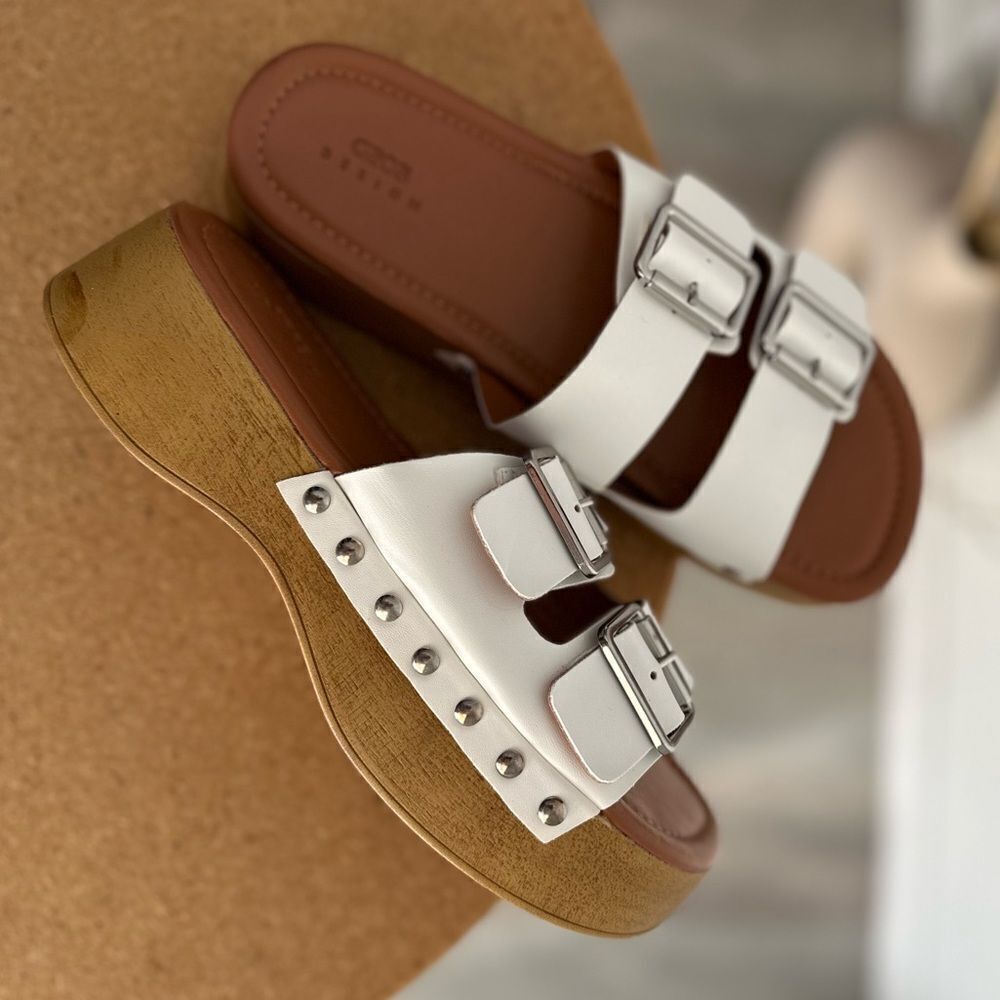 ASOS Design Clogs in White Brazil - Picture 3 of 7